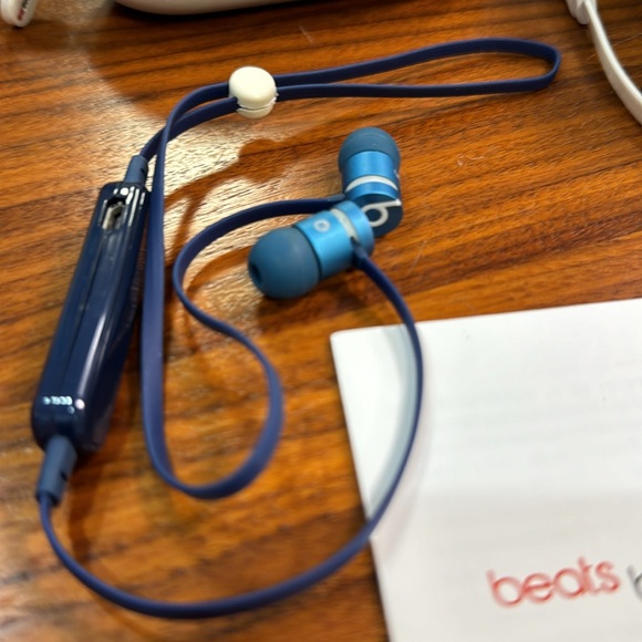 Beats by Dr Dre - Picture 2 of 5